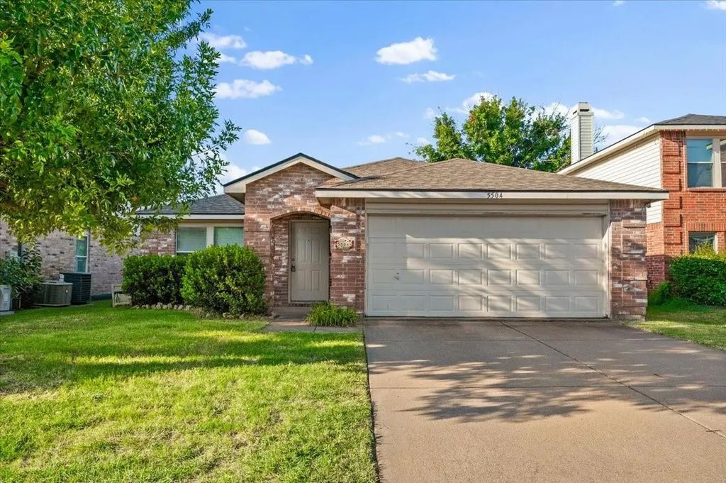 5504 Camarillo Drive, Fort Worth