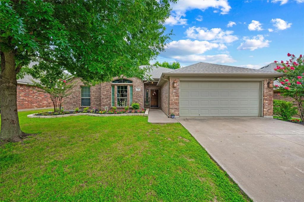 721 Morgan Drive, Burleson