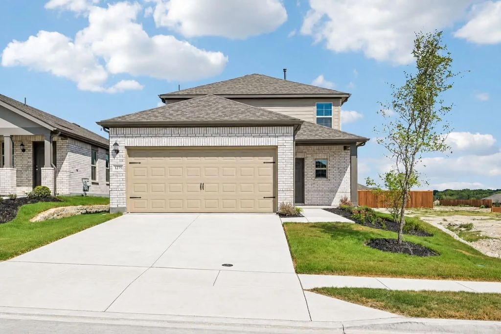 1275 Wild Cherry Way, Van Alstyne