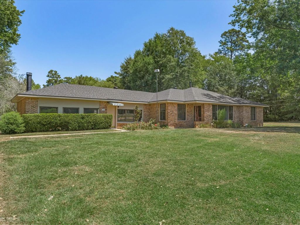 4878 Stonewall Frierson Road, Stonewall
