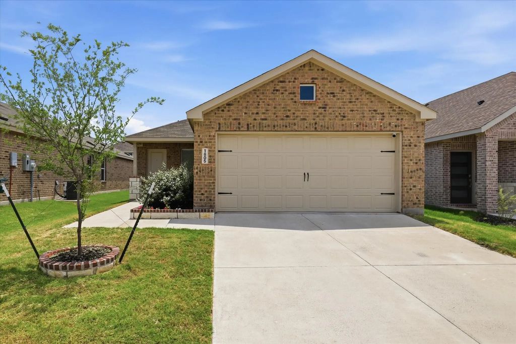 1805 Goose Pond Road, Forney