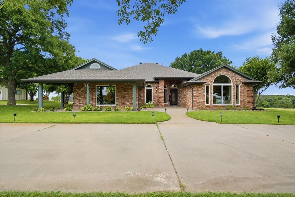 152 Fox Road, Weatherford