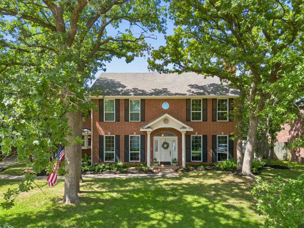 41 Oak Forrest Circle, Denton