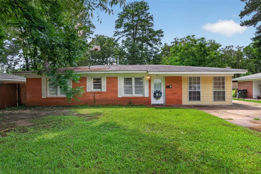 305 8th Street Ne, Springhill