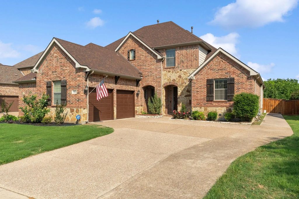 3024 N Camino Lagos, Grand Prairie