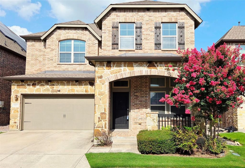 2232 W Dutch Drive, Richardson