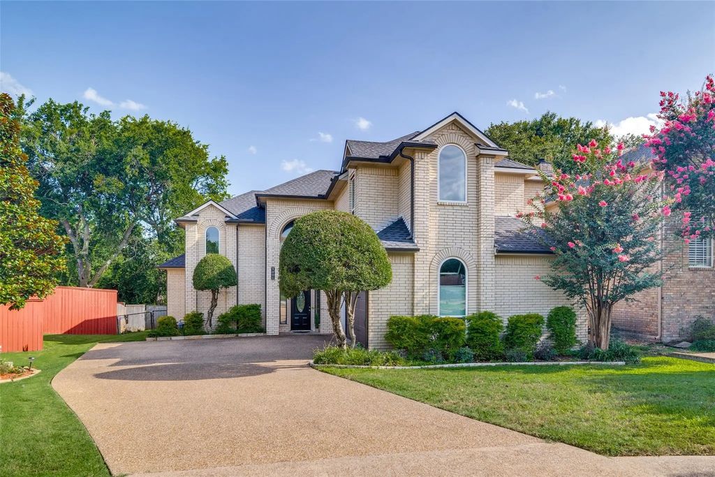 9006 Greenwood Trail, Rowlett
