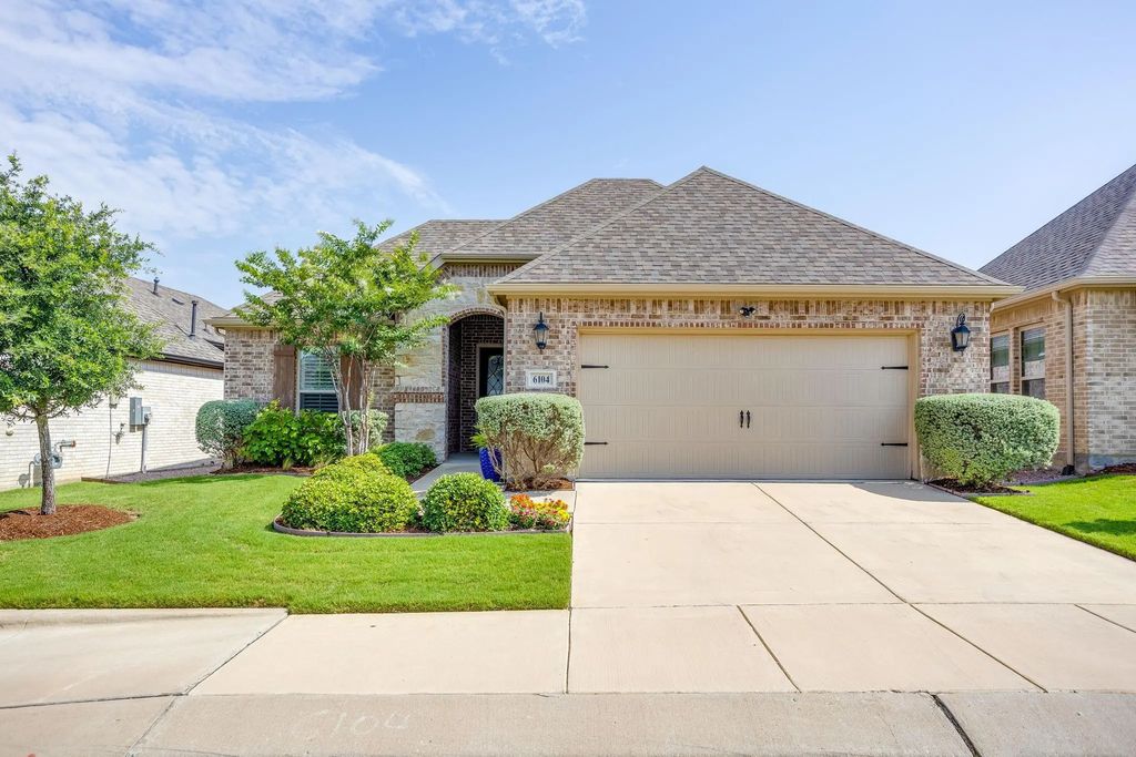 6104 Carmona Trail, Fort Worth