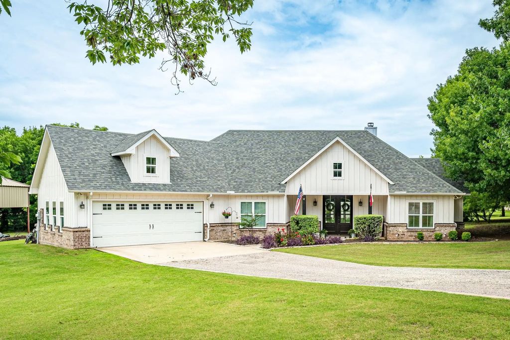 311 Pecan Hollow Circle, Anna