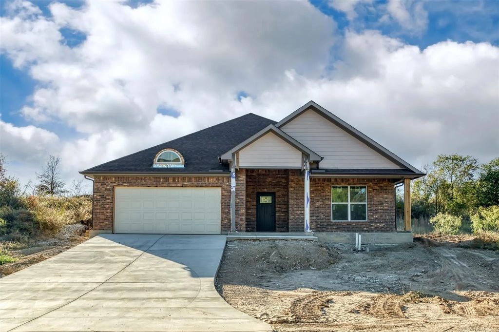 709 Blue Fathom Drive, Runaway Bay