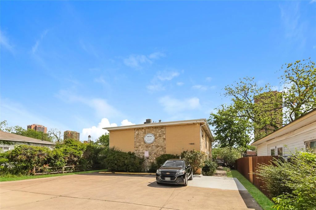 1400 N Austin Street, Denton