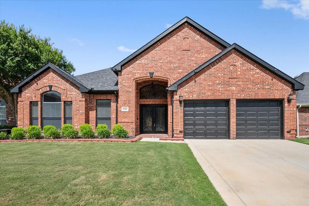 6906 Field Lark Drive, Arlington