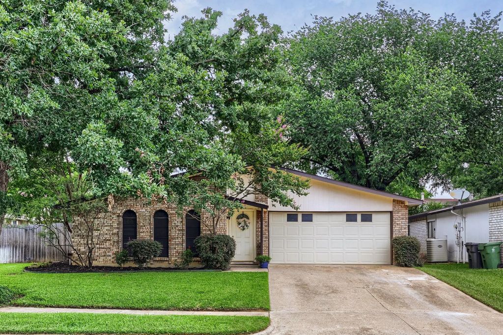 4117 Brookmoor Drive, Arlington