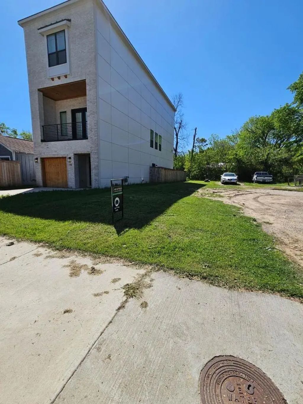 910 Muncie Avenue, Dallas