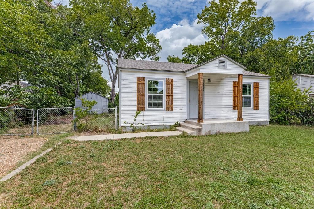 7800 Smith Street, White Settlement