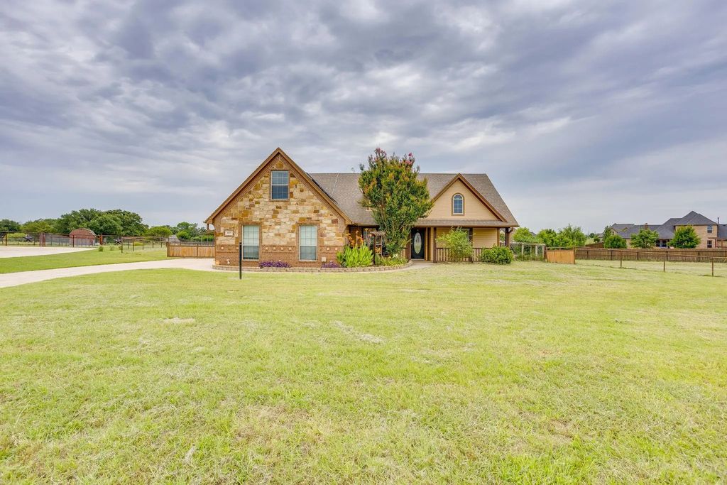 155 Cornerstone Lane, Springtown