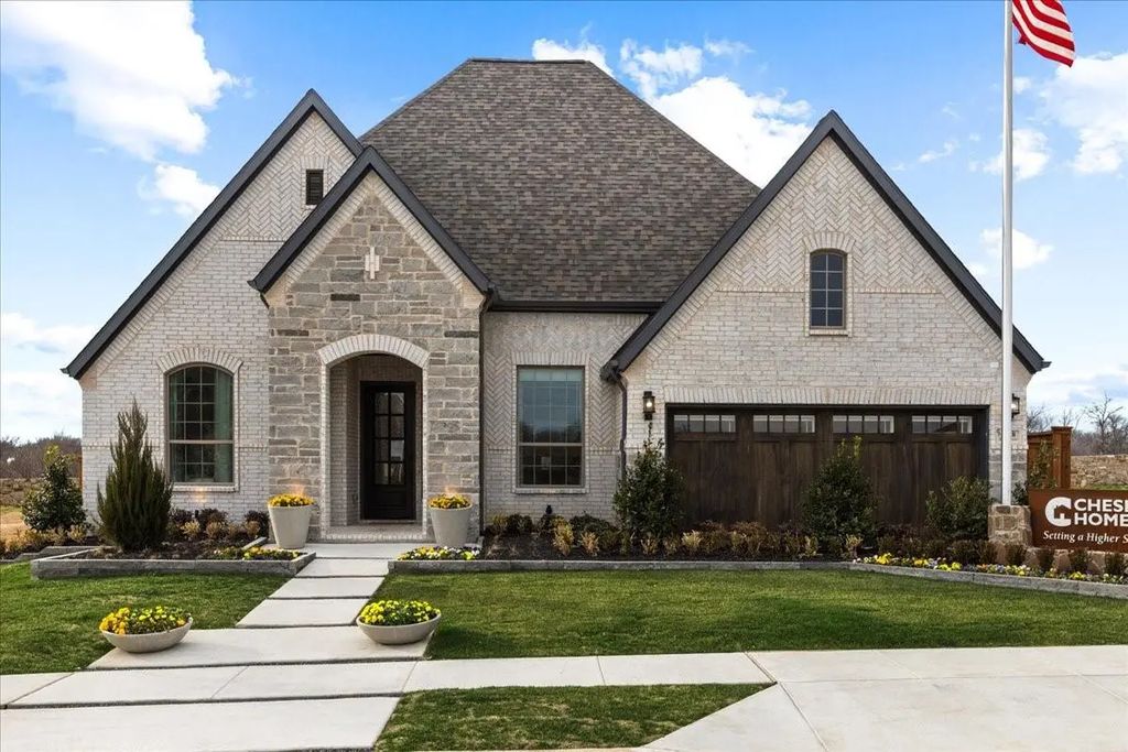 308 Big Sky Circle, Northlake