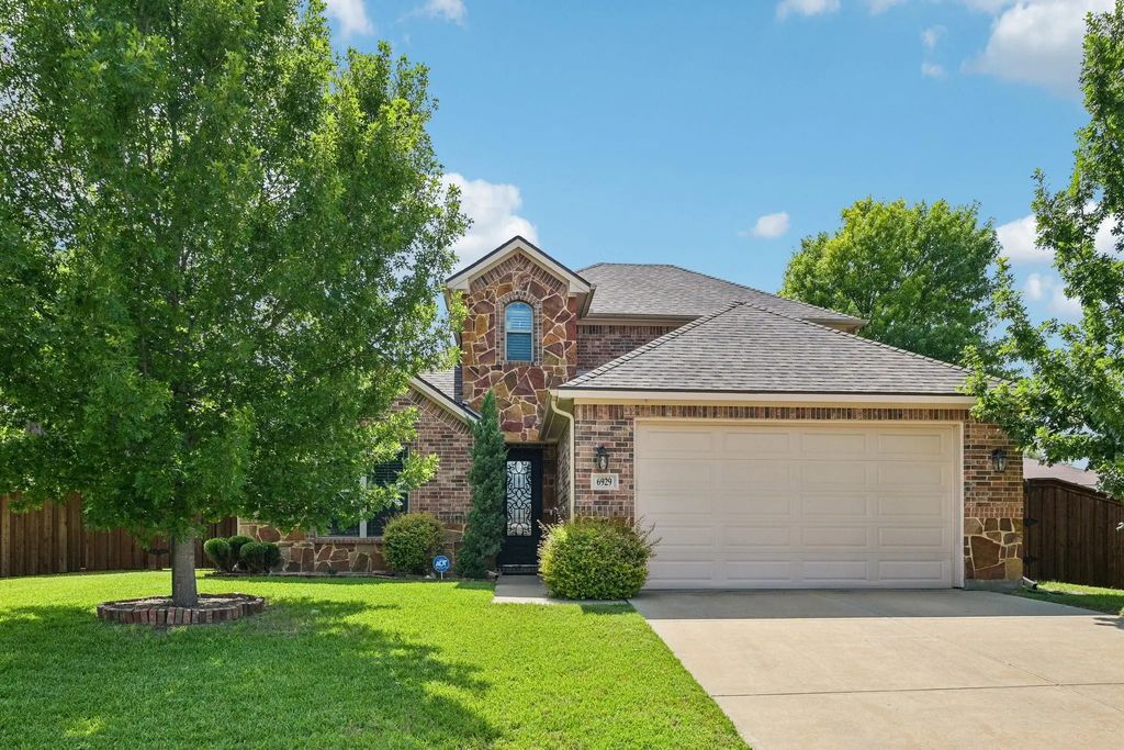 6929 Tessla Drive, Dallas