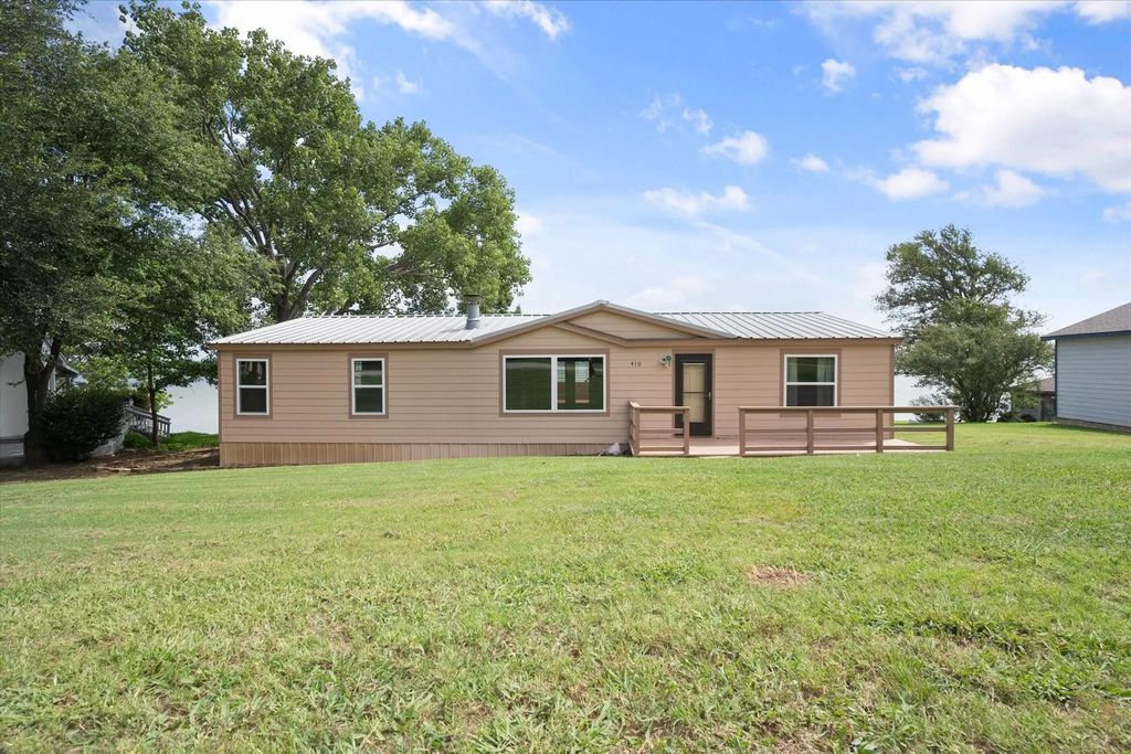 410 County Road 3048c, Corsicana
