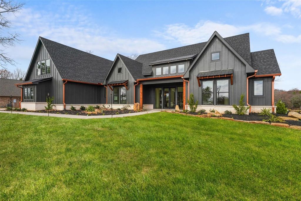 14120 Park Way, Log Cabin