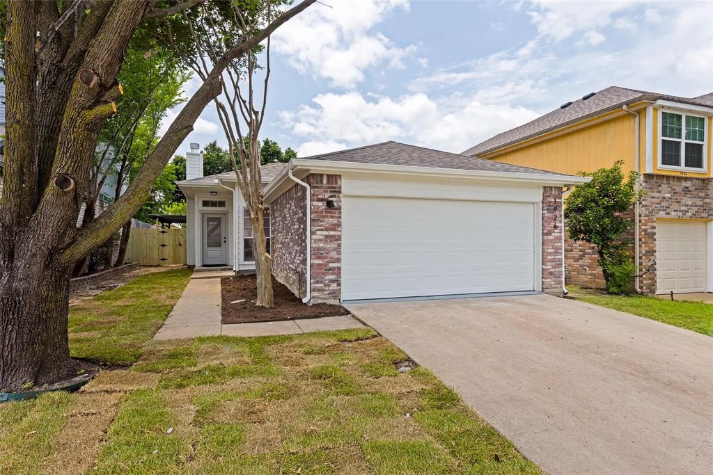 1926 Geary Street, Garland