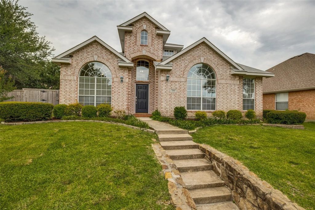3301 Mosswood Drive, Plano