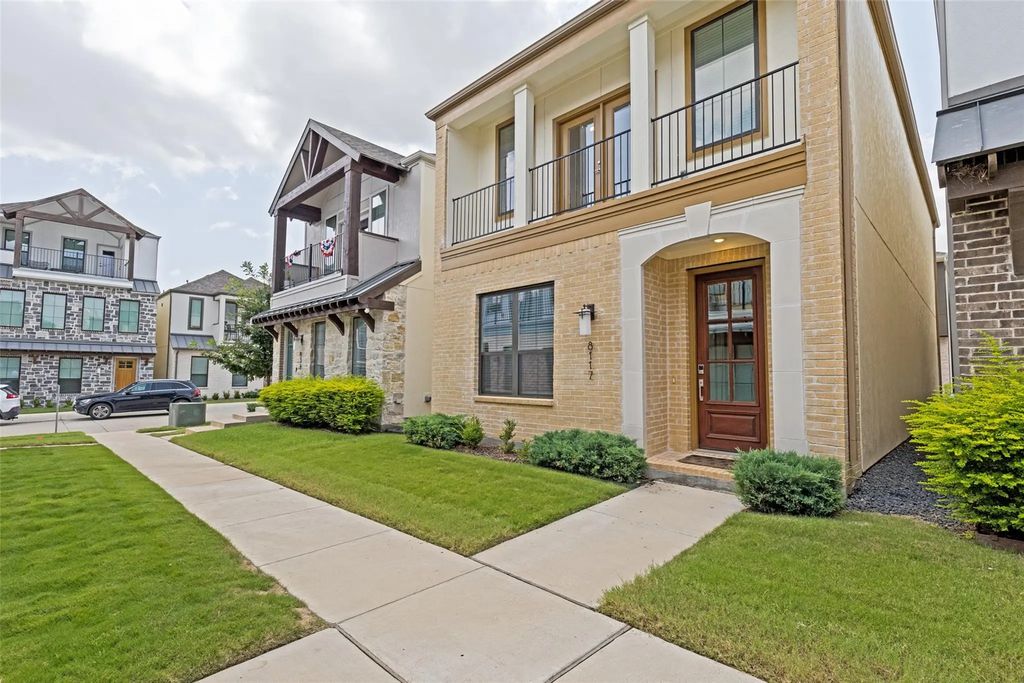 8117 Radnor Road, Dallas
