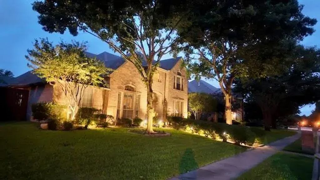 3713 Edgestone Drive, Plano