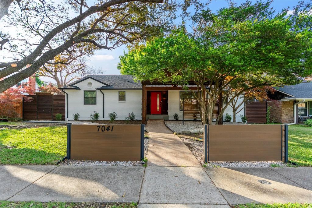 7041 Freemont Street, Dallas