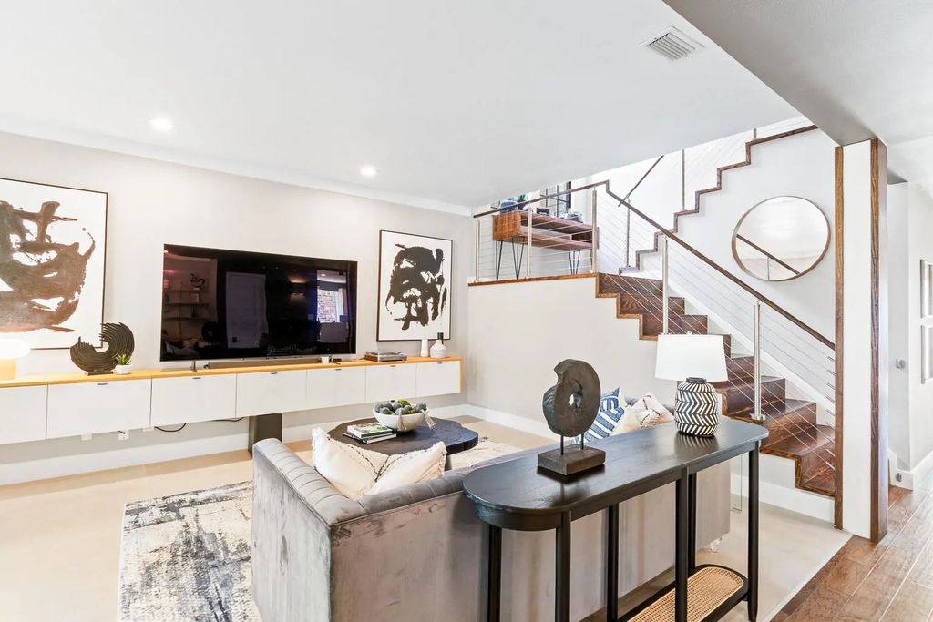 916 Pavillion Street, Dallas