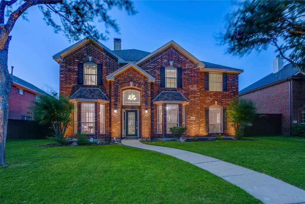 1040 Churchill Drive, Frisco