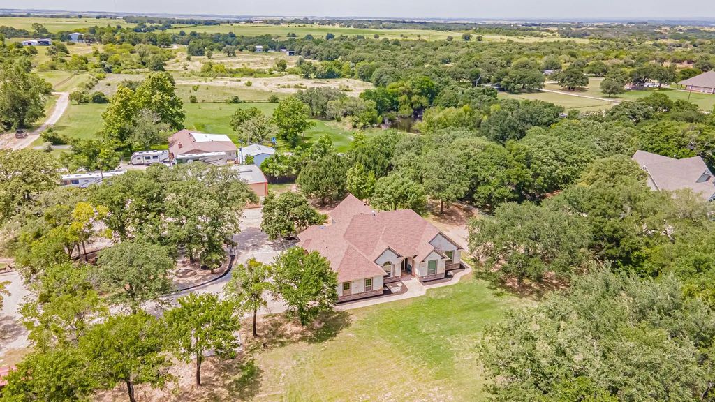 101 Windsong Lane, Tolar