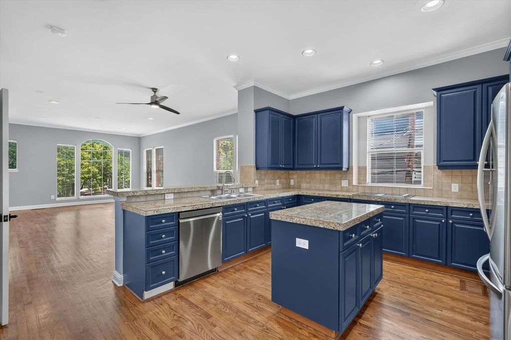 4114 Lafayette Street, Dallas