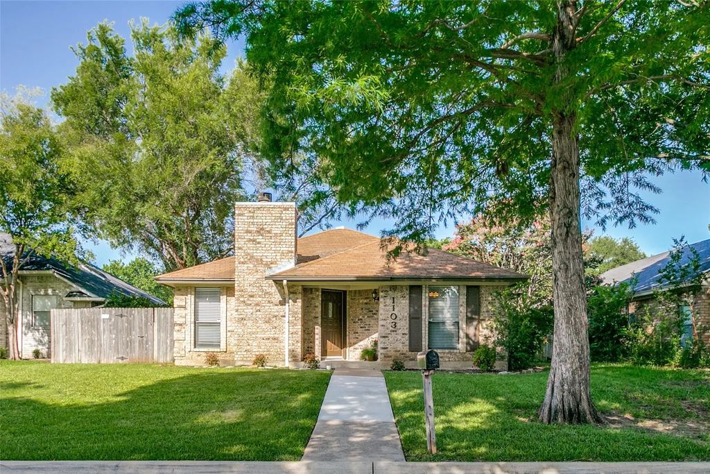 1103 Appleton Drive, Mansfield