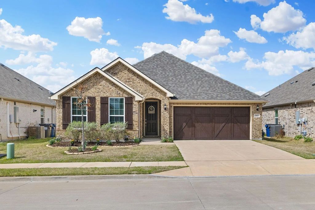 3833 Jan Camille Court, Celina
