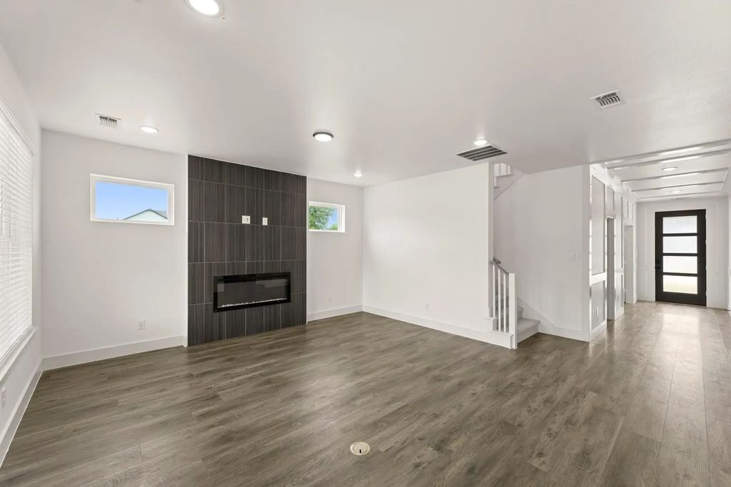 2520 Honor Court, Sherman