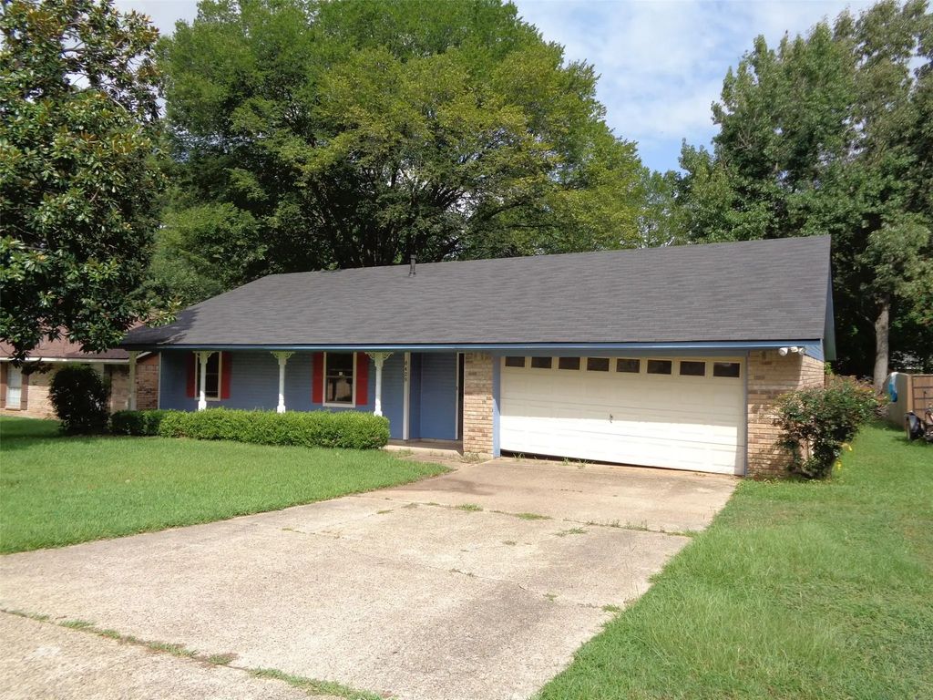 8429 Edgewood Drive, Haughton