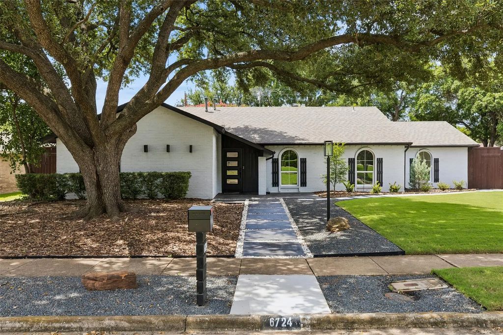 6724 Leameadow Drive, Dallas