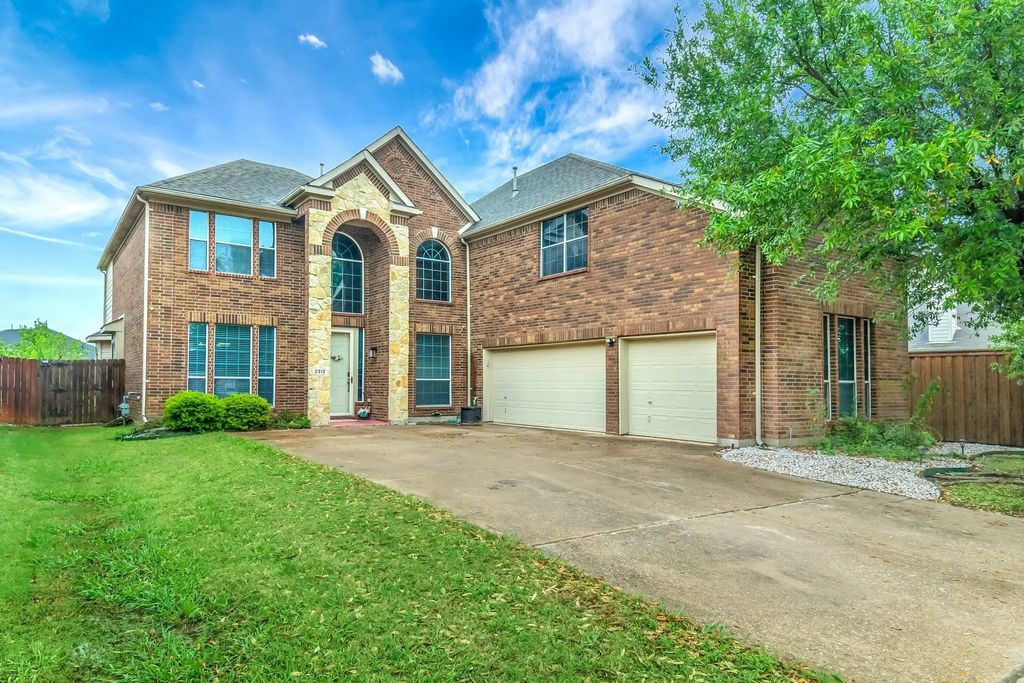 2312 Tawny Owl Road, Grand Prairie