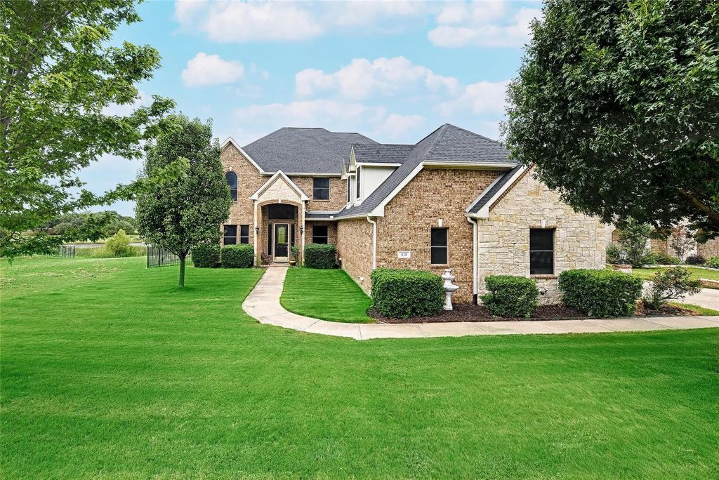 415 Breezeway Court, Cedar Hill