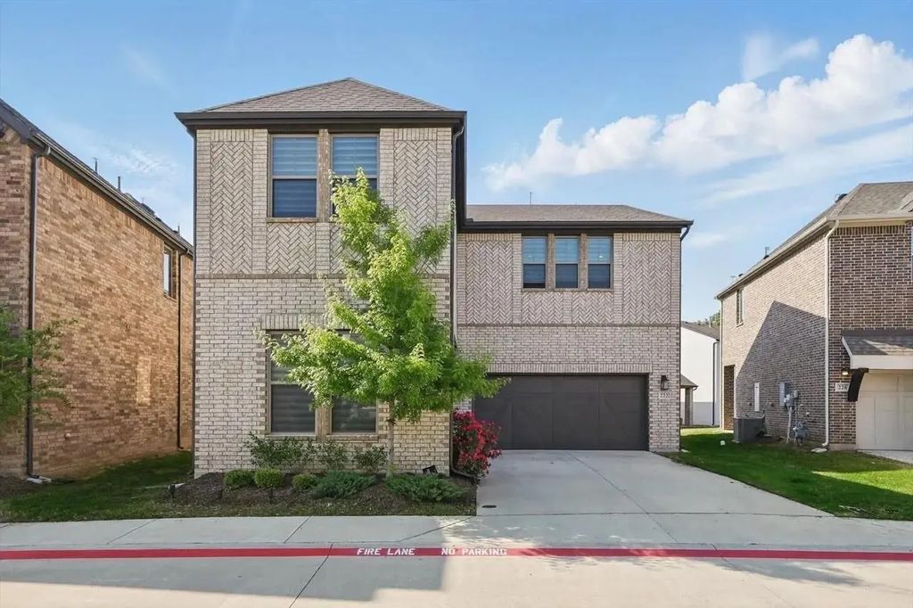 222 Woodson Street, Irving