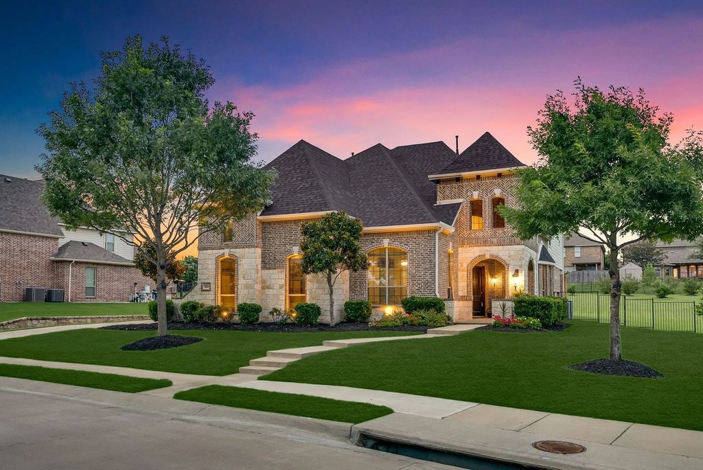 604 Amherst Drive, Rockwall