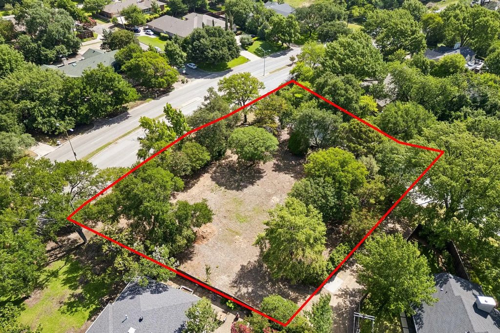 7058 Spring Valley Road, Dallas