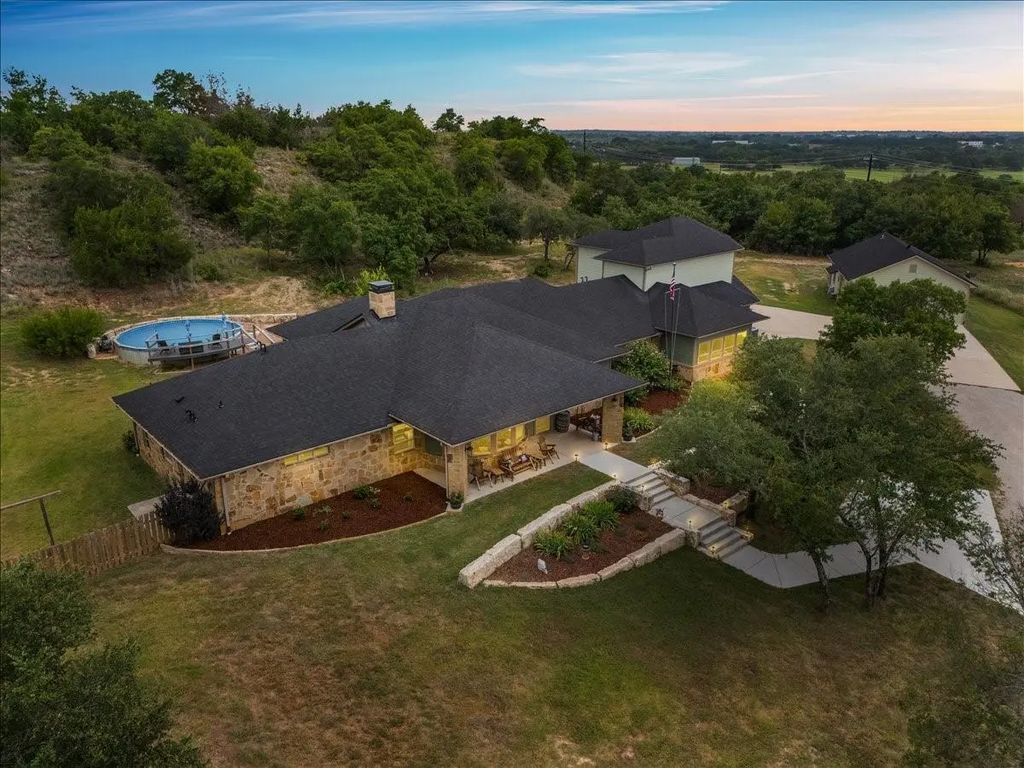 3699 Hott Lane, Weatherford