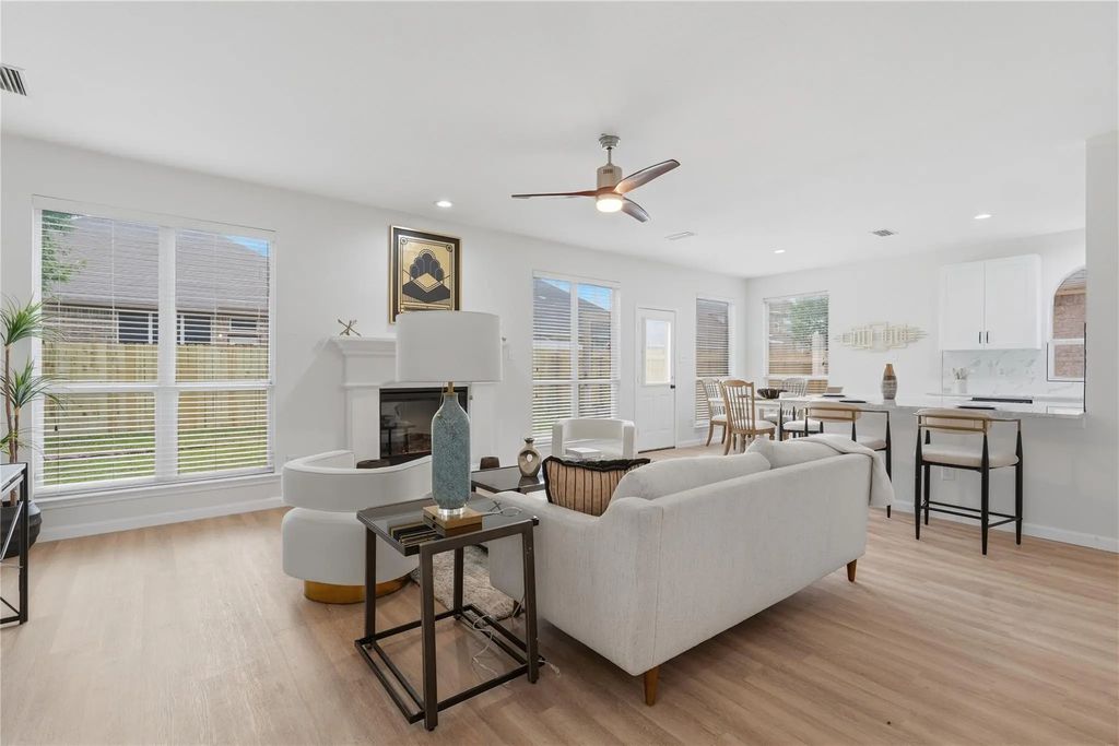 2715 Lake Country Drive, Grand Prairie