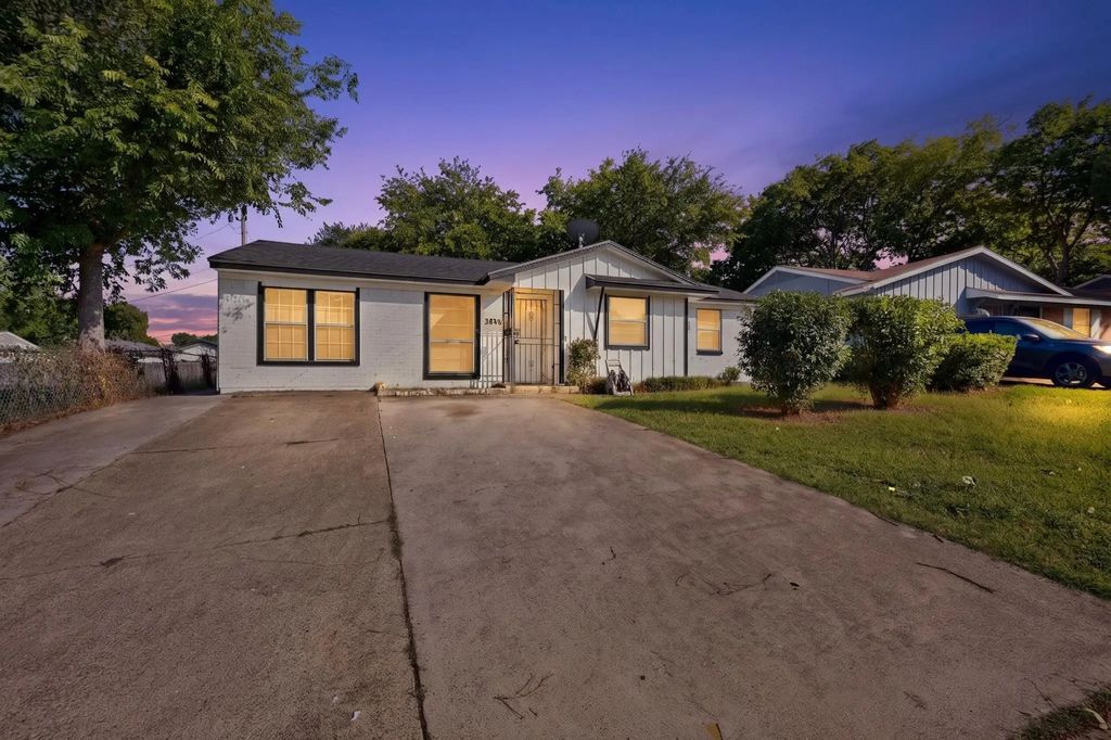 3846 Happy Canyon Drive, Dallas