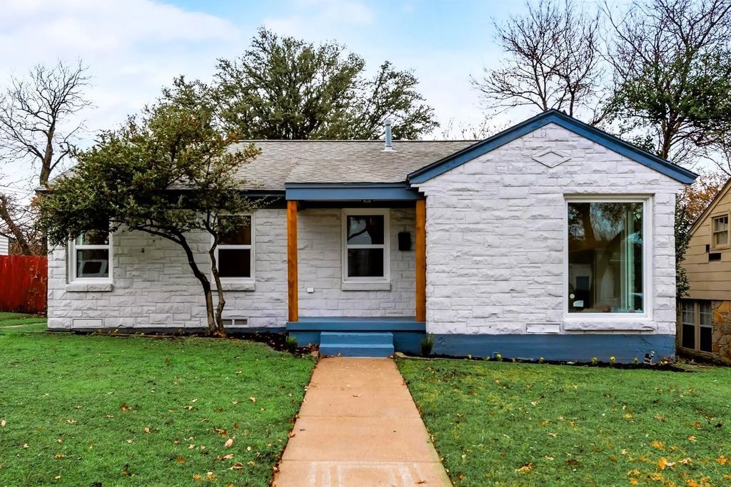 1411 Arborvitae Avenue, Dallas