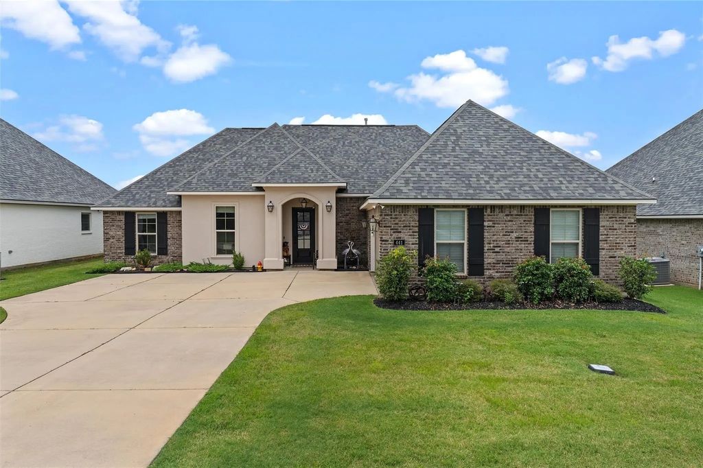 441 N Lost River Drive, Benton