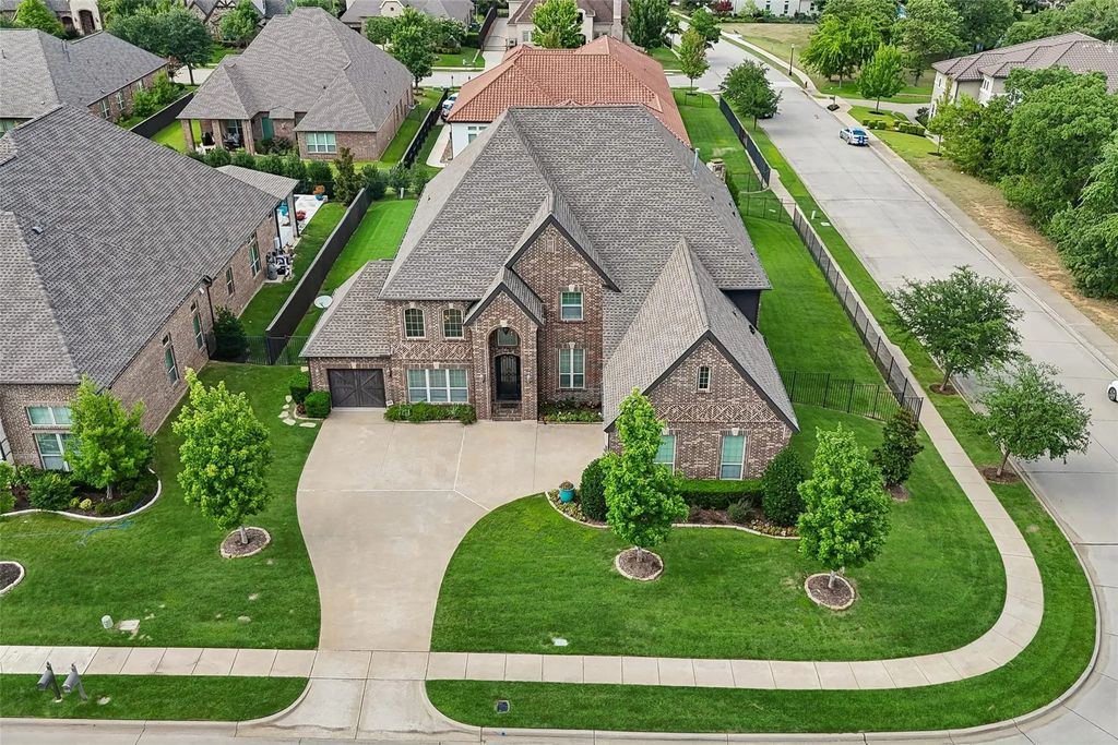 100 Old Grove Road, Colleyville