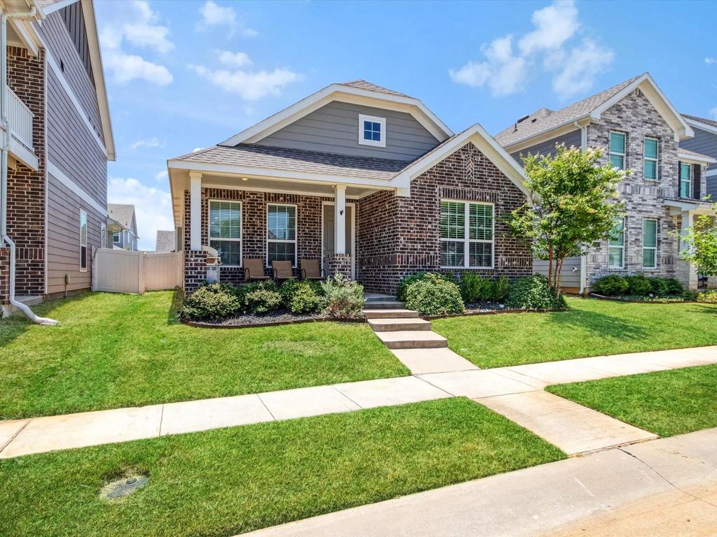 10040 Travis Drive, Providence Village